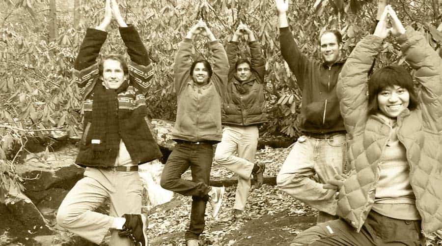 yoga outdoors tree pose