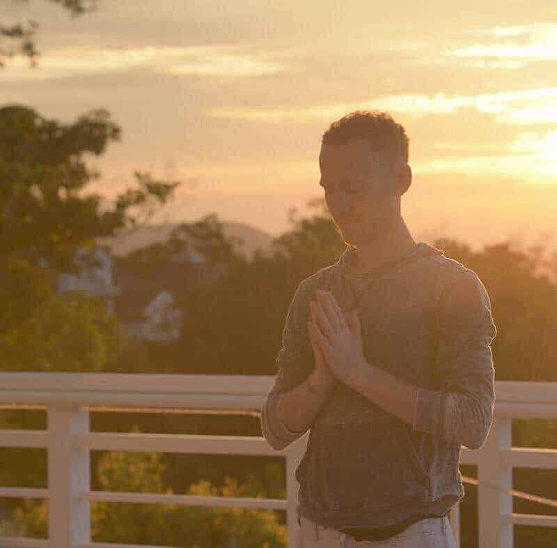 Art of Living Signature Programs