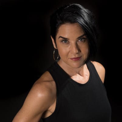 aly headshot